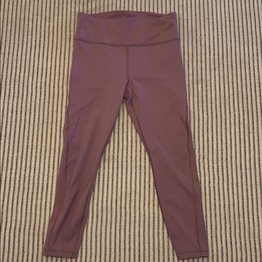 Athleta Ultimate Stash Pocket 7/8 Tight (M)